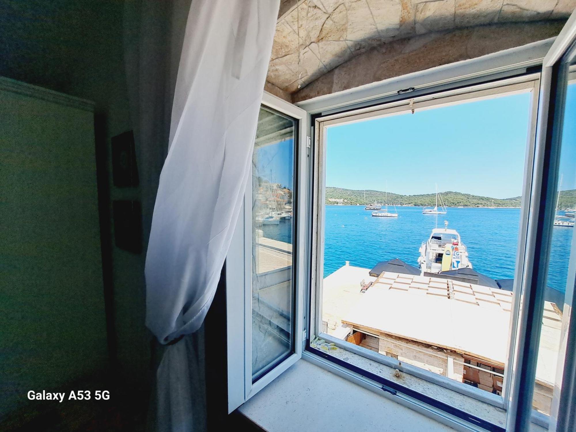 Heritage Rooms Kut Βις Εξωτερικό φωτογραφία