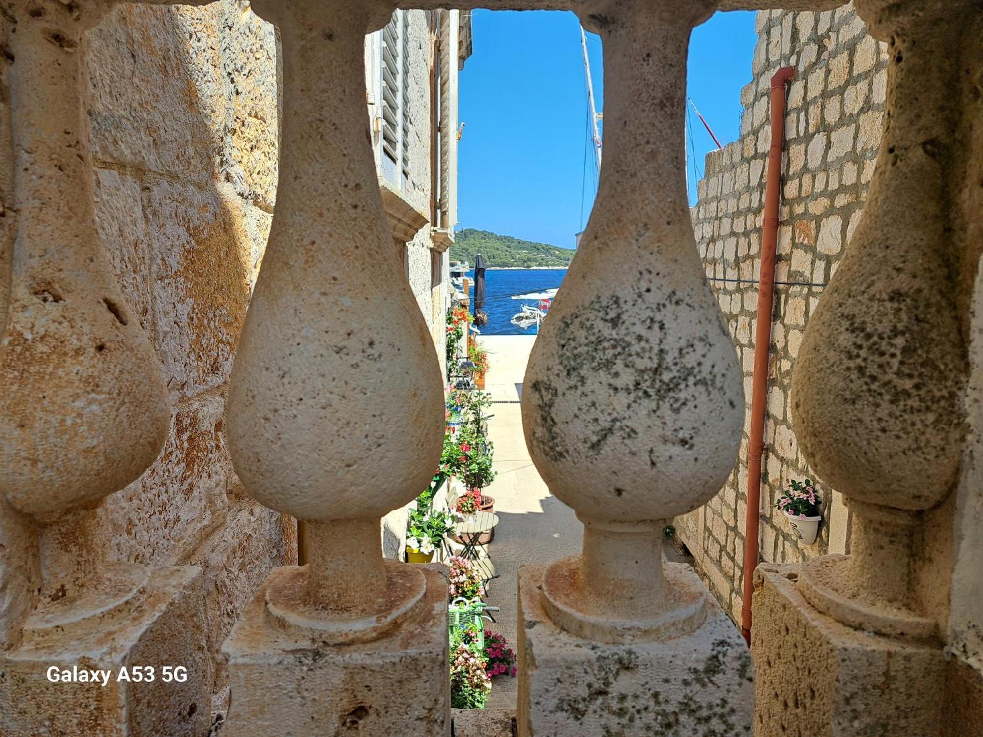 Heritage Rooms Kut Βις Εξωτερικό φωτογραφία